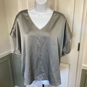 Eileen Fisher Silk V-Neck Top in Silver Gray